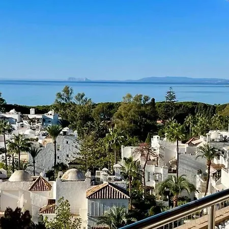 Apartment Beautiful Flat With A Wonderful View Close To The Beach *