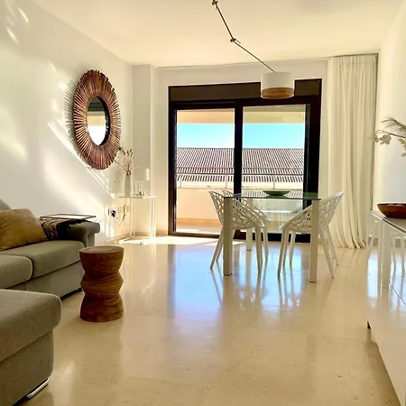 Beautiful Flat With A Wonderful View Close To The Beach Apartment *